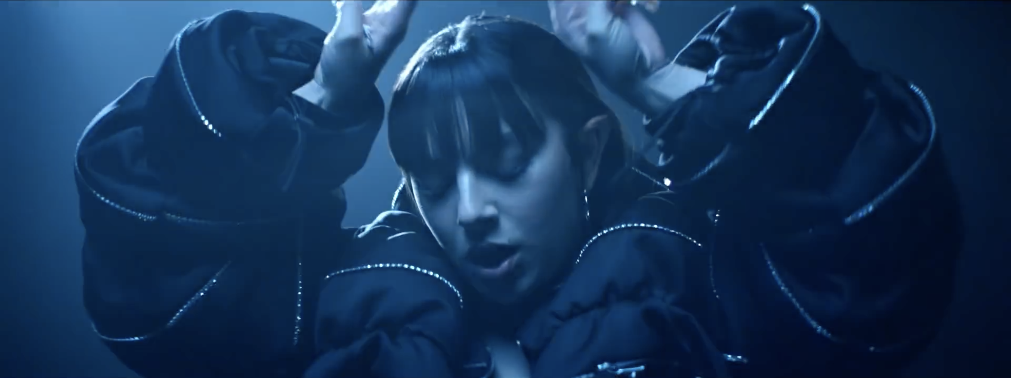 CHARLI XCX – Blame It On Your Love