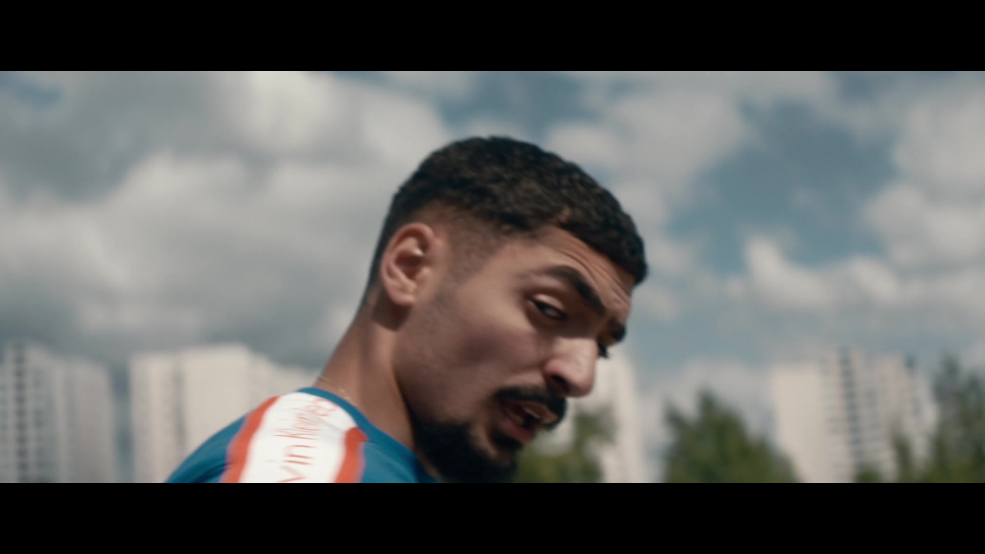 SNEAZZY – CHERNOBYL