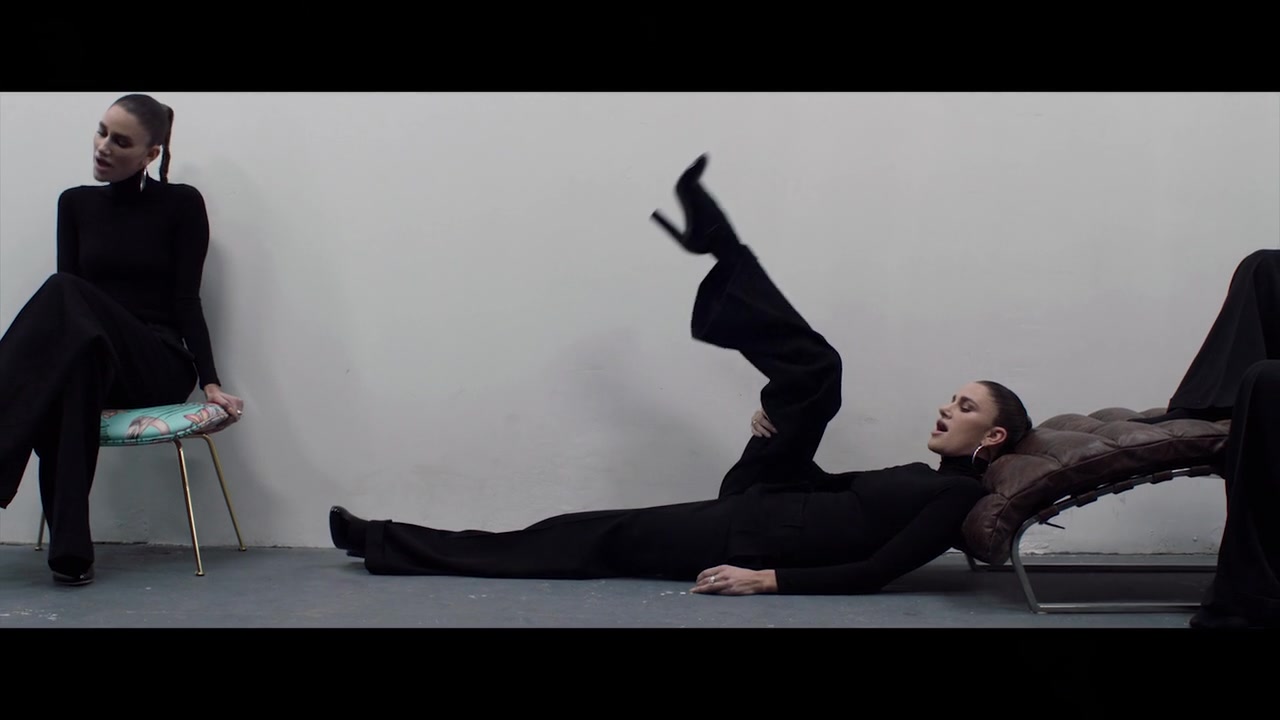 NIIA – Hurt You First