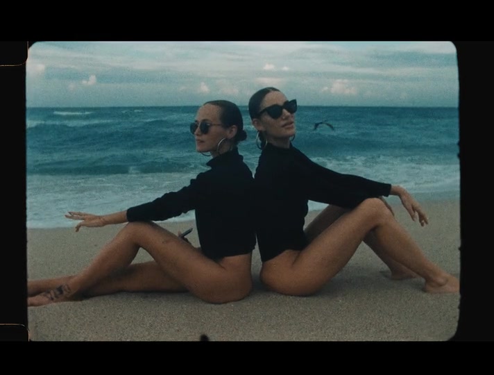 NIIA – Day & Night