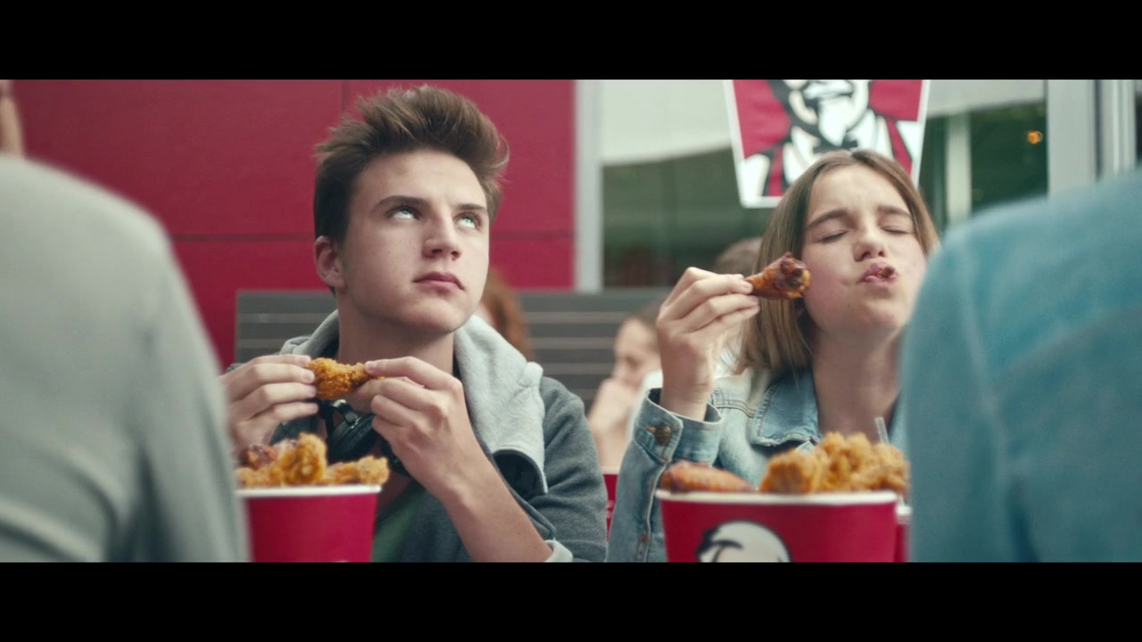 KFC WINGS – Le Silence