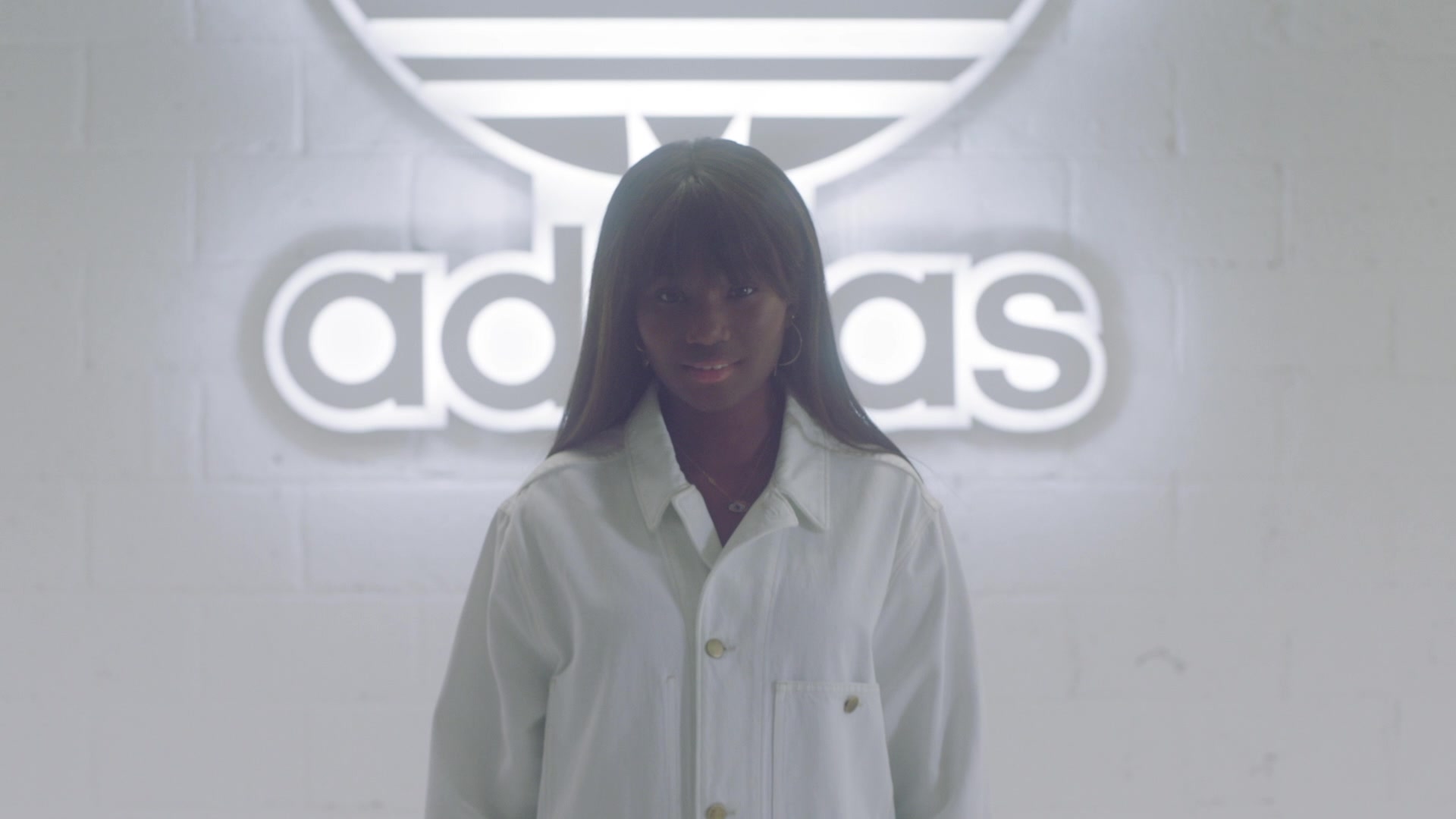 MAD X ADIDAS – Karidja