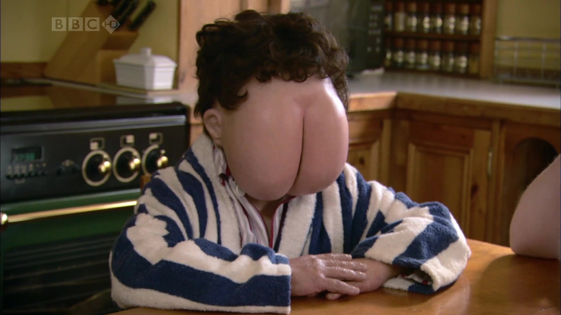 That Mitchell and Webb Look – The Boy With An Arse For Face